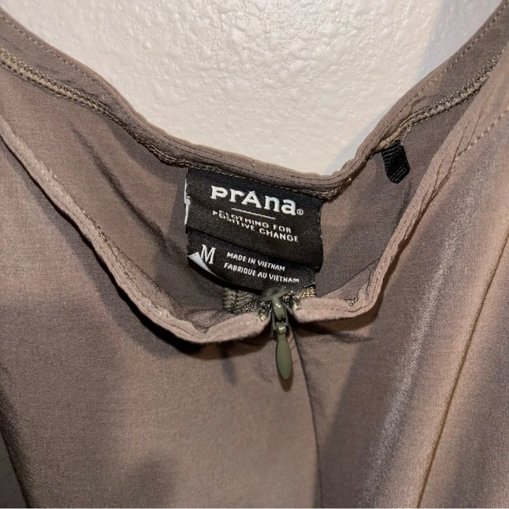 PrAna Olive Utility Romper Size M - Picture 2 of 4